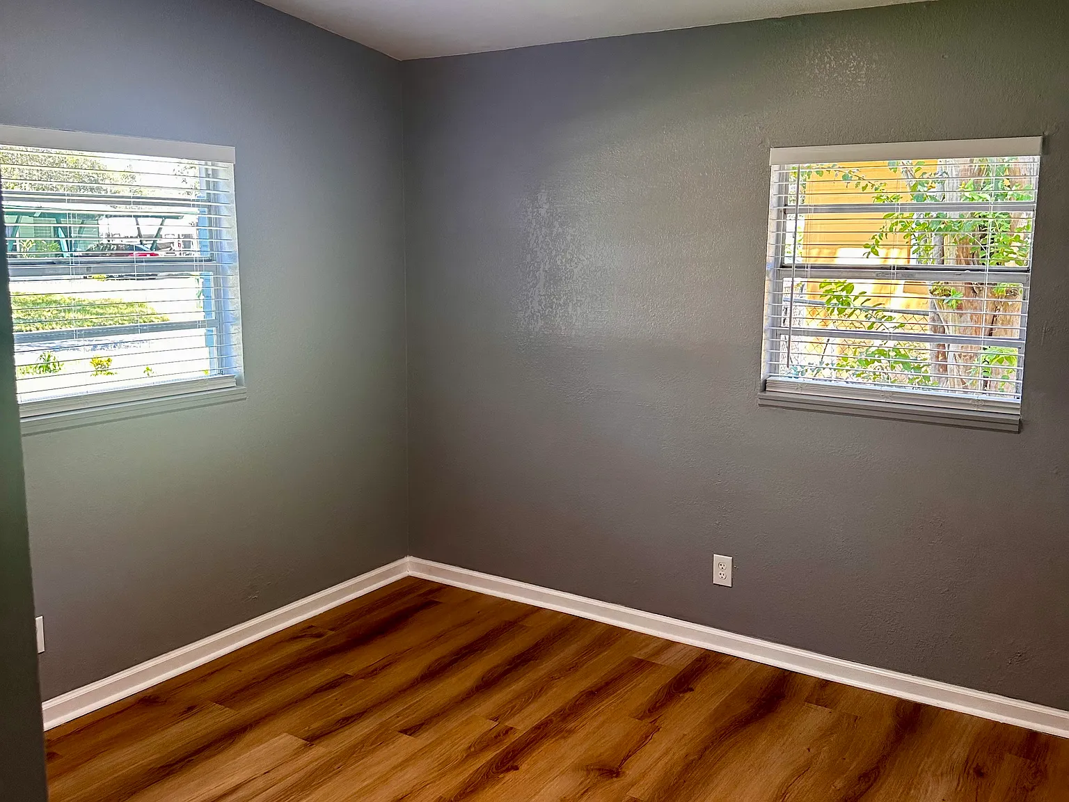 4 bed, 1385 sqft, $1,900 — Photo 3