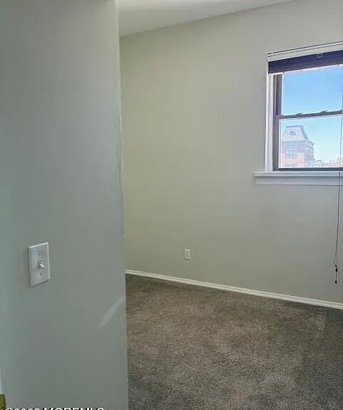 27 W Front St #C — Photo 8