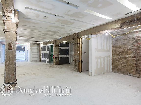 4th image of 11 Vestry St Penthouse 1