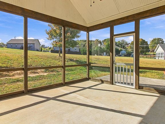 4th image of 237 Miller Rd