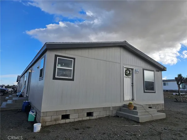 12483 Buckwheat Rd, Pinon Hills, CA 92372