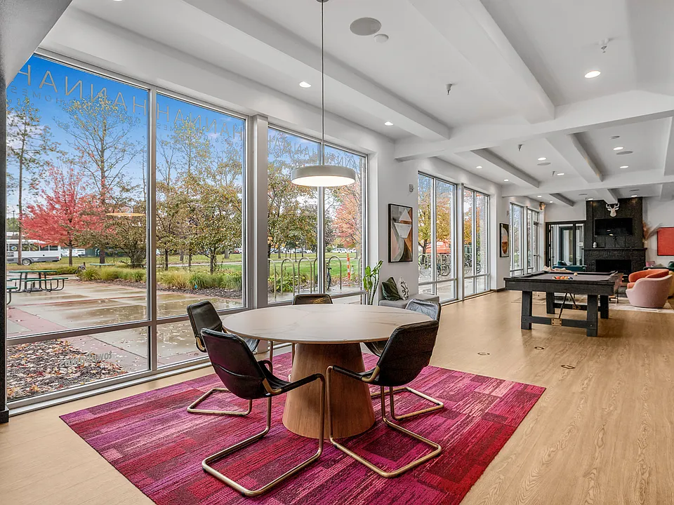 Hannah Townhomes & Lofts