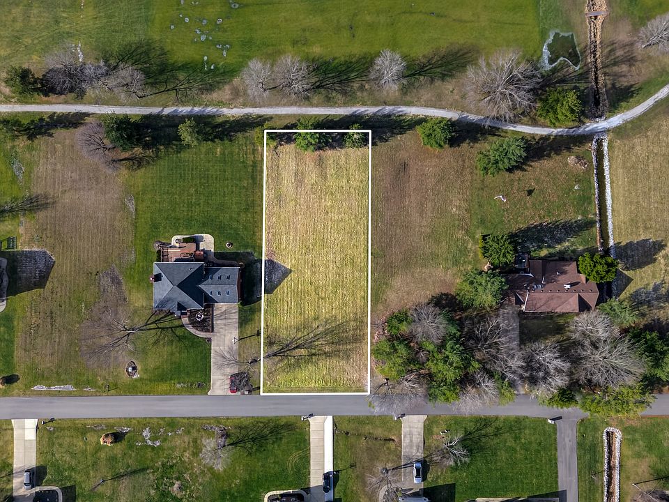 1st image of 2810 Sunderland Dr