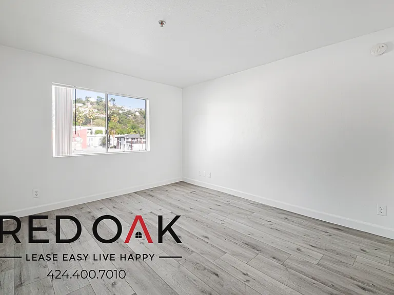 1755 N El Cerrito Pl #404 — Photo 16