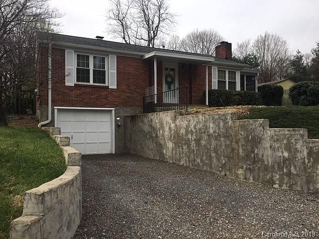 2nd image of 421 Governors View Rd