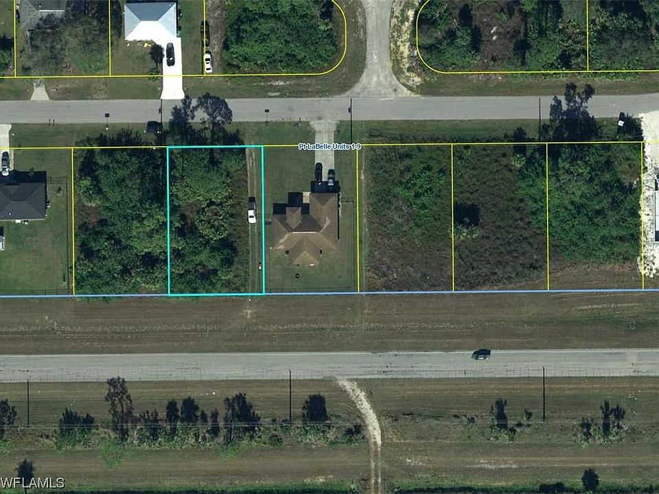 2nd image of 3015 S Balsam Cir