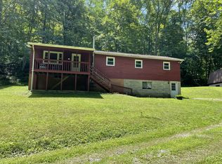 12184 Bean Hollow Rd, Athens, OH 45701