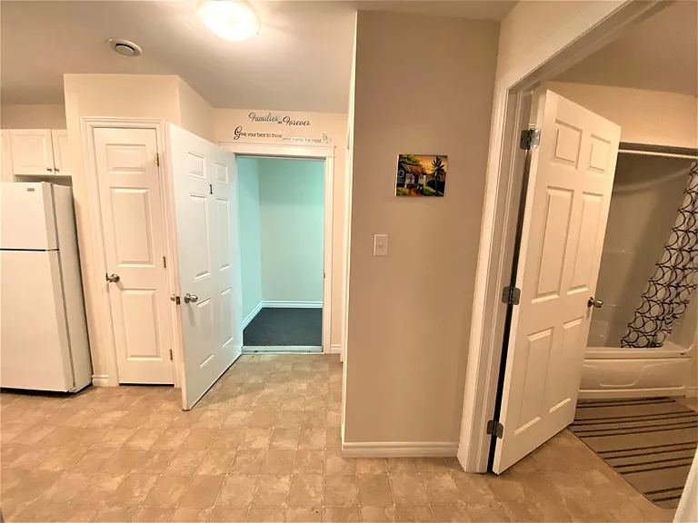 18 Elena Ct — Photo 22
