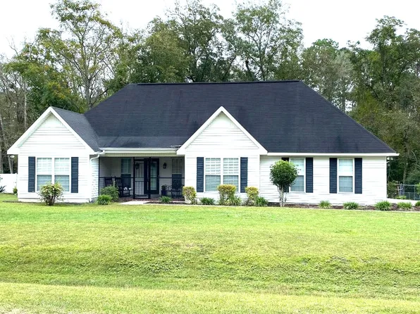 1018 Carolina Trl, Statesboro, GA 30458