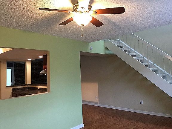 5th image of 5313 Leicester Ct