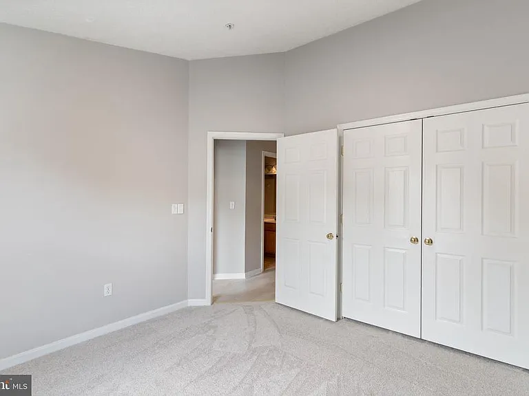 8212 Silverton Ct — Photo 27