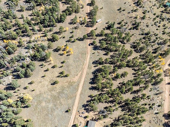 4th image of 908 Penrose Cir