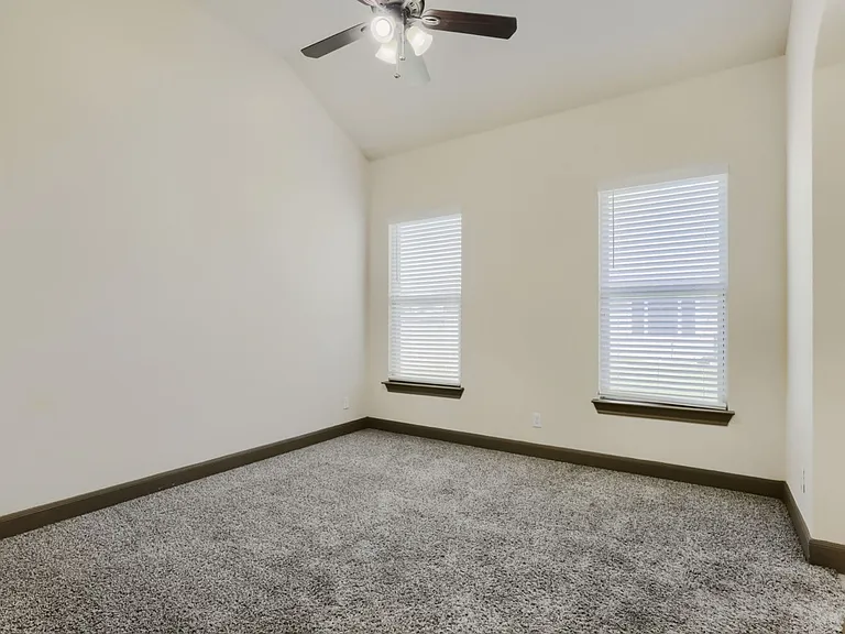 5923 Dewdrop Ln — Photo 18