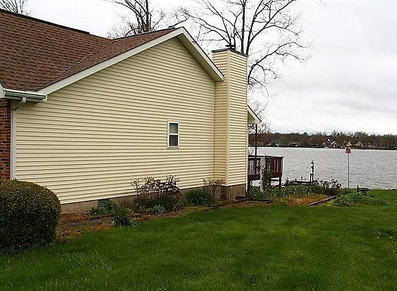 3rd image of 1102 Hileah Dr