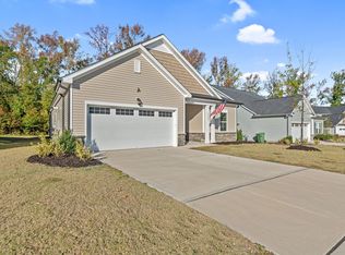 2509 Heathland Farm Dr, Fuquay Varina, NC 27526