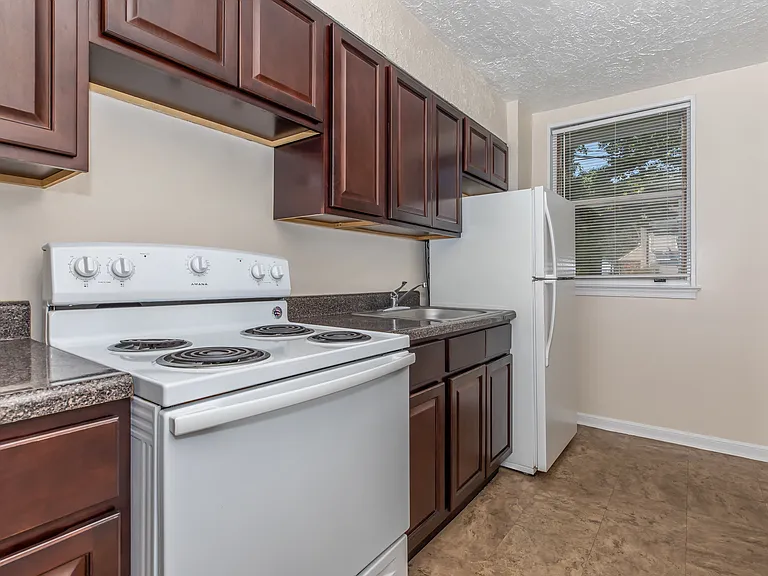 Glen Park Townhomes — Photo 40