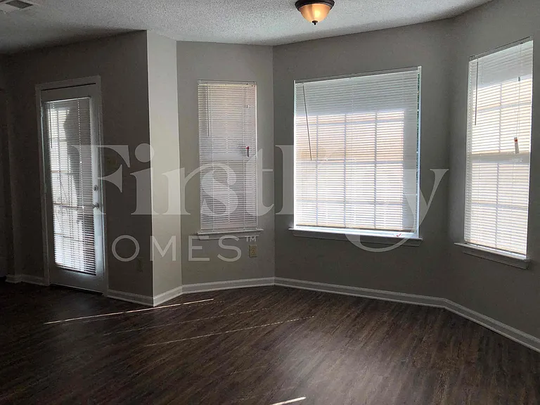 3770 Richbrook Dr — Photo 6