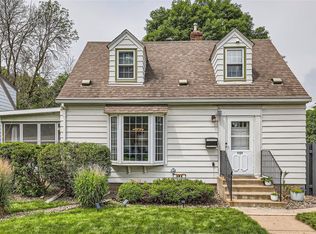 1121 Smith Ave S, West Saint Paul, MN 55118