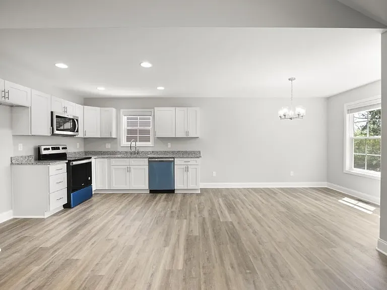 1152 Melody Ave — Photo 3