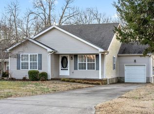 119 Lee Ln, Hopkinsville, KY 42240