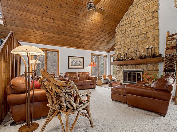 3rd image of 4 Juniper Ct