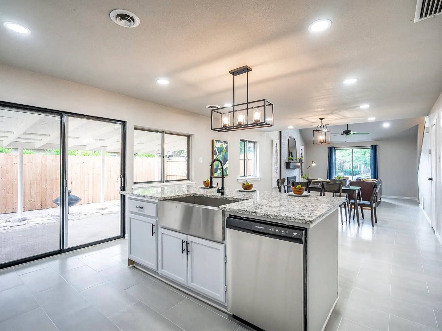 5521 Jester Dr — Photo 2
