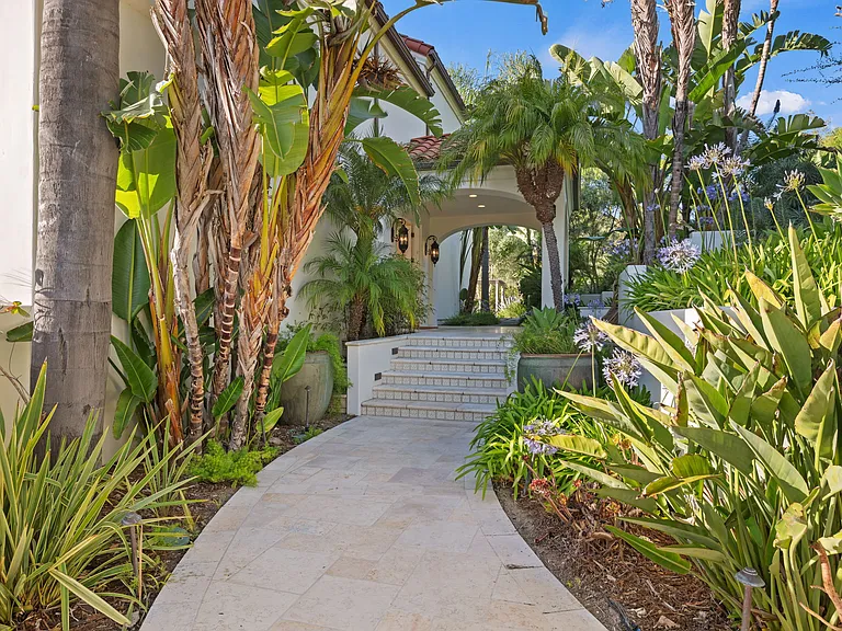 320 Calle Elegante — Photo 46