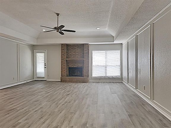 2nd image of 6518 Country Creek Dr