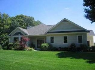 11985 S Peach Ridge Dr, Traverse City, MI 49684