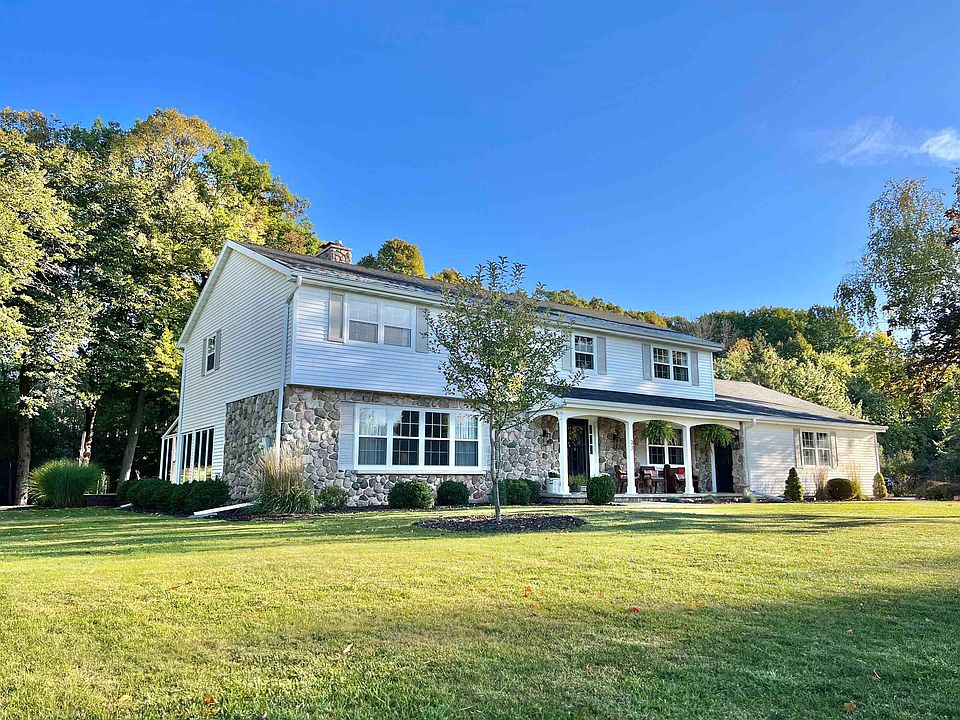 37 Meadowbrook Ct, Appleton, WI 54914 MLS 50283081 Zillow