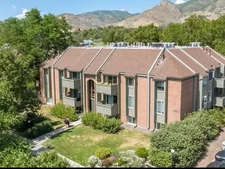 1160 S Foothill Dr #212 — Photo 1