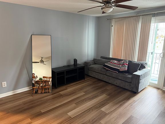 3rd image of 19 Pine St Unit G