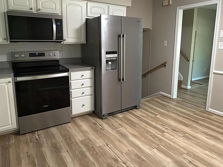 521 Laurel Ave — Photo 3