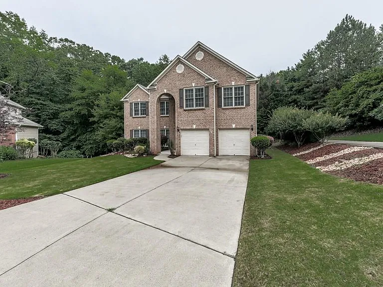 408 Sixes Dr — Photo 36