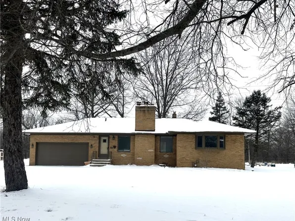 6340 Aster Dr, Independence, OH 44131