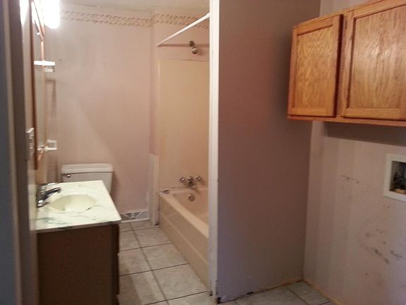 first floor landry in bath