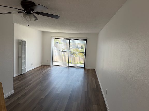 2nd image of 1045 Grand Ave #6