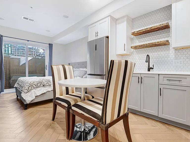 1457 Girard St NW #2 — Photo 1