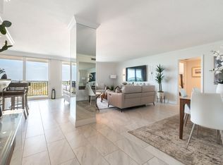 4822 Ocean Blvd APT 10F, Sarasota, FL 34242