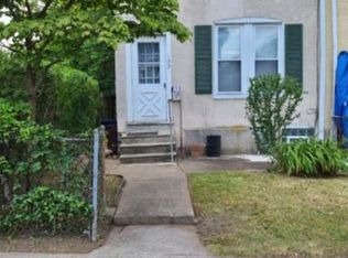 132 E Spring Ave, Ardmore, PA 19003