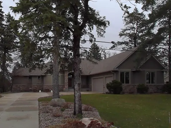 11920 Mississippi Dr N, Champlin, MN 55316