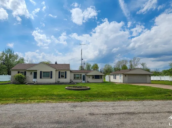 13224 Homefield St, Romulus, MI 48174
