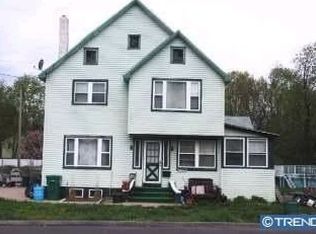 2840 Hulmeville Rd, Bensalem, PA 19020