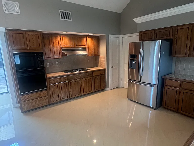 19962 Encino Royale St — Photo 20