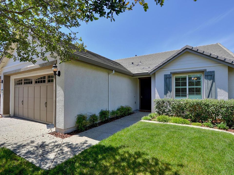 2nd image of 9950 Kennet Way