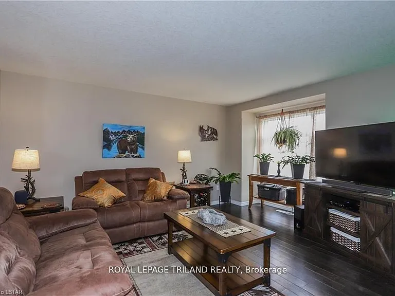 2635 Bateman Trl #105 — Photo 4