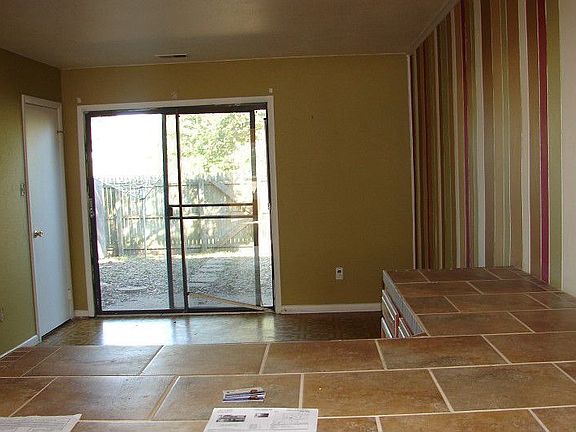 2nd image of 1424 Sierra Dr