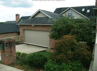 19 S Gate Rd, Charleston, WV 25314