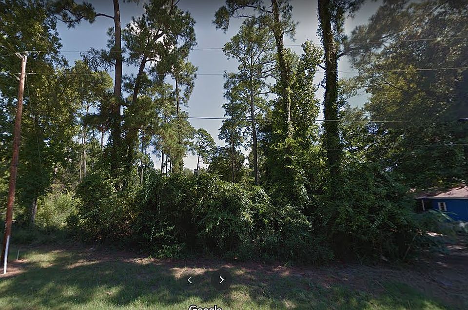 2nd image of 137 Seminole Cir