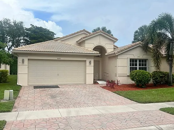 5849 Royal Isles Blvd, Boynton Beach, FL 33437